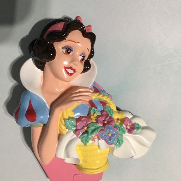 DISNEY’S SNOW WHITE’S Switchplate-Nite Lights 90s - Picture 9 of 16